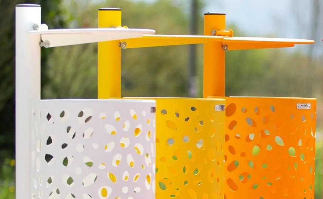 detalle-papelera-urbana-daisy Papelera urbana pequeña con tapa.