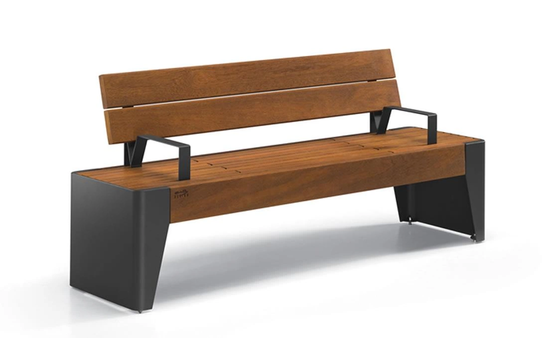 Banco de mobiliario urbano de madera y acero.