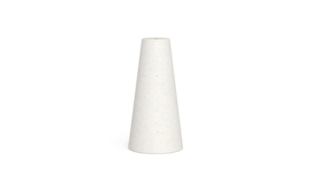 Pilonas de hormigón.